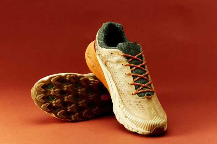 Agility Peak 5 X Huckberry Tan Men Merrell Sneakers