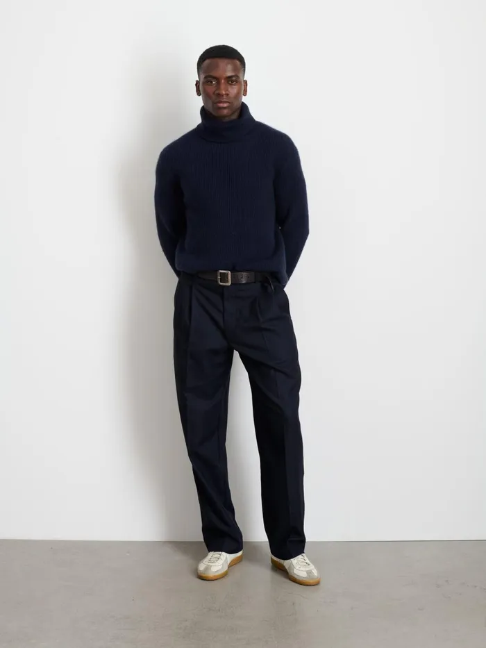 Alex Mill Sweaters Sweatshirts Men Judd Ribbed Turtleneck In Washed Cashmere Navy