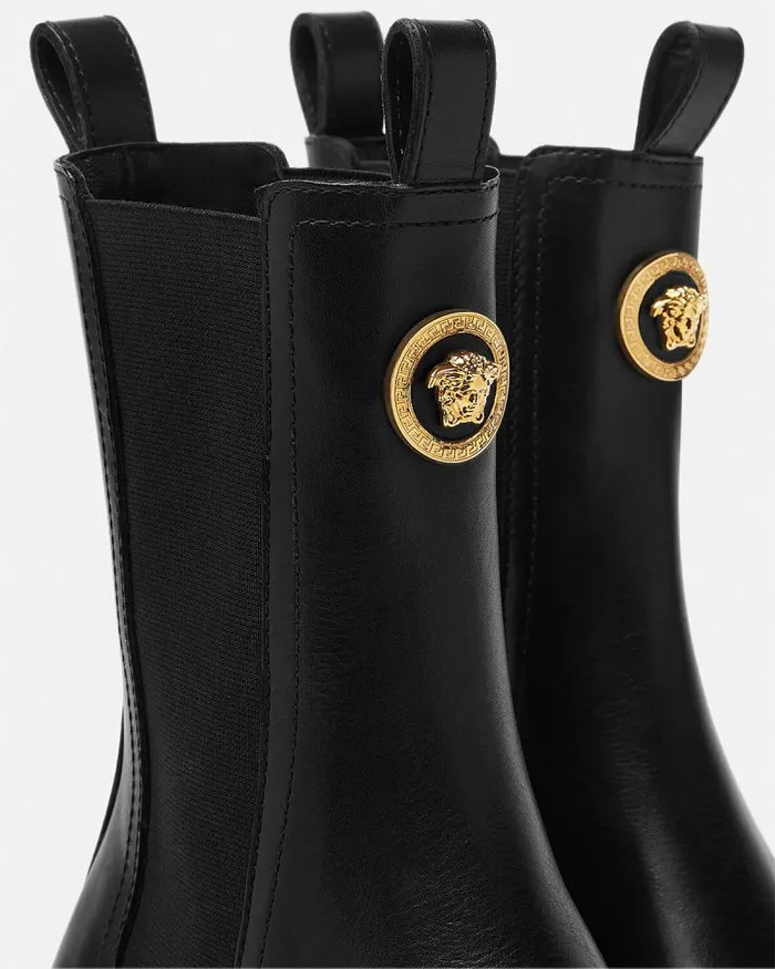 Alia Chelsea Boots 35 Mm Blackgold Women Versace Boots