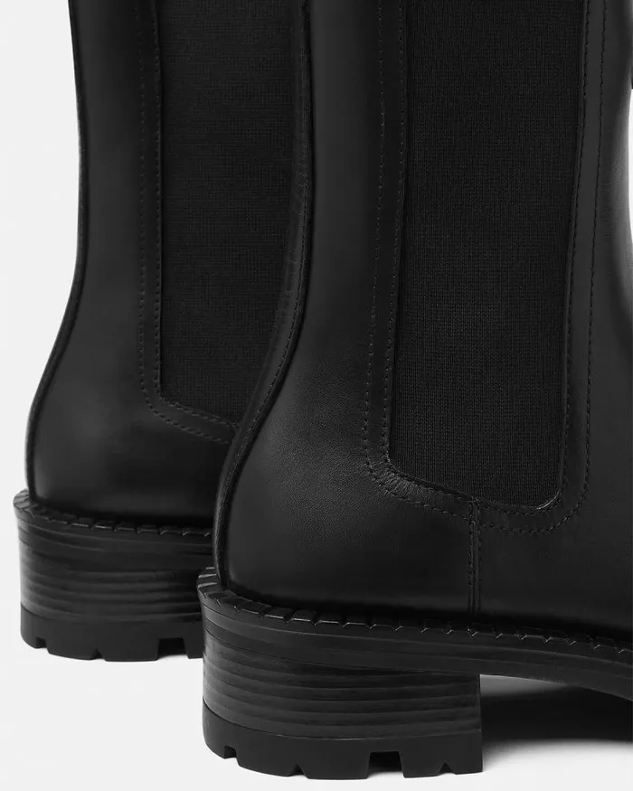 Alia Chelsea Boots 35 Mm Blackgold Women Versace Boots