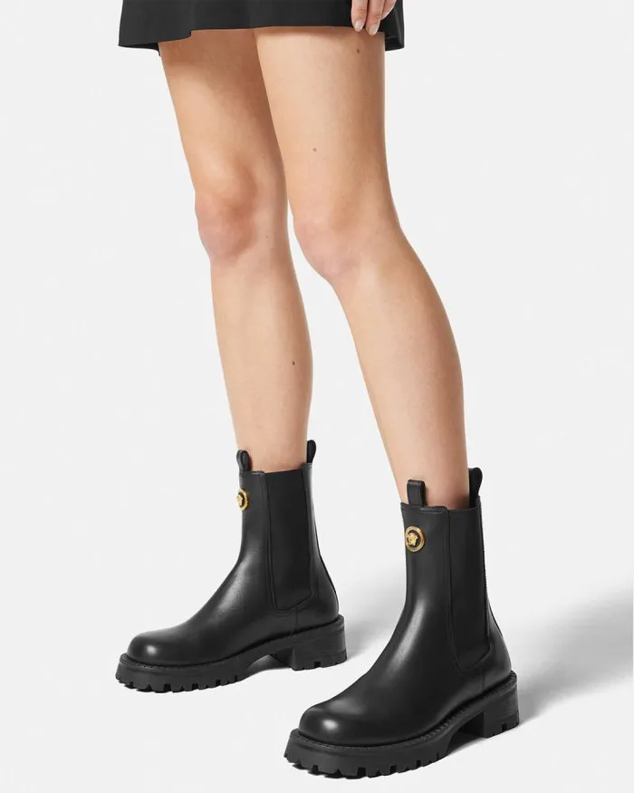 Alia Chelsea Boots 35 Mm Blackgold Women Versace Boots