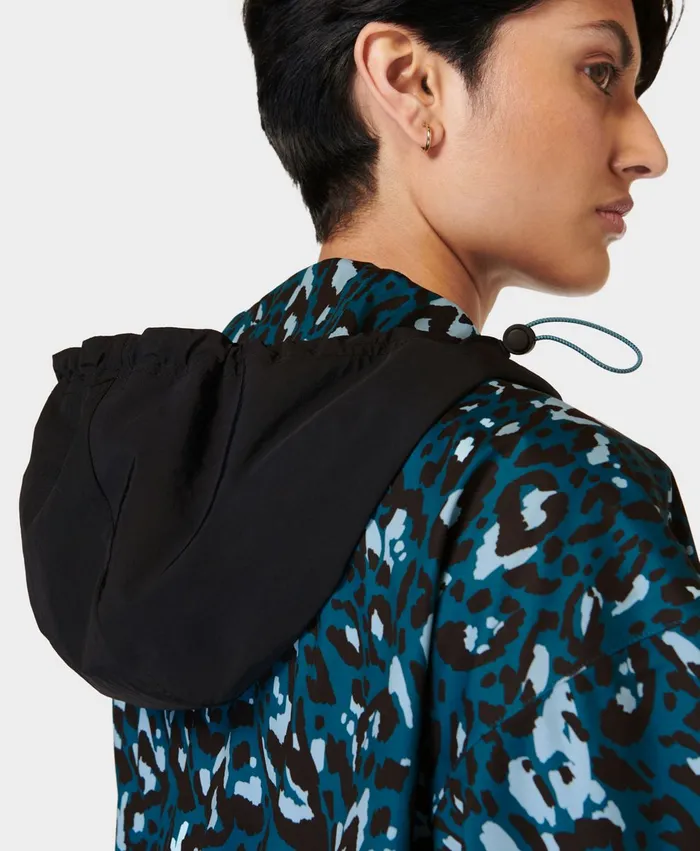 Ascend Whisper Anorak X Sweaty Betty Blue Brushstroke Leopardblack Women Merrell Outerwear