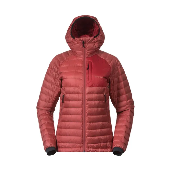 Bergans Of Norway Down Jackets Vaagaa Light Down Jacket Hood Rusty Dust Crimson Red 8211 Women