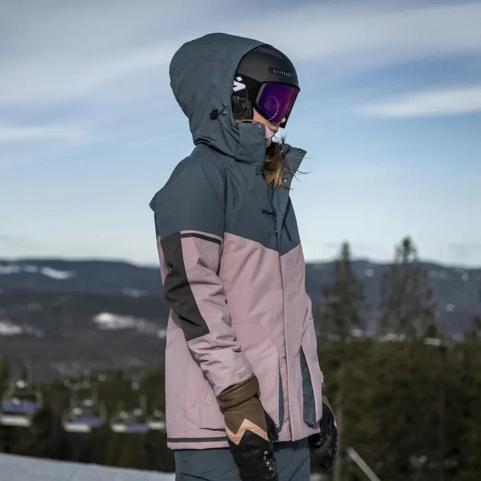 Bergans Of Norway Insulated Jackets Knyken Insulated Youth Jacket Lilac Chalk Orion Blue 8211 Kids Bergans Of Norway Insulated Jackets Knyken Insulated Youth Jacket Lilac Chalk Orion Blue 8211 Kids