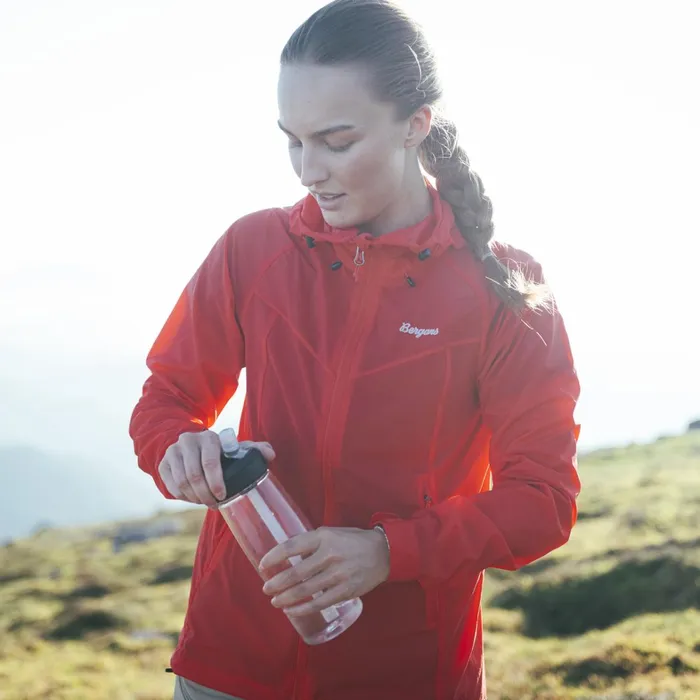 Bergans Of Norway Softshell Jackets Rabot Windbreaker Jacket Fire Red 8211 Women