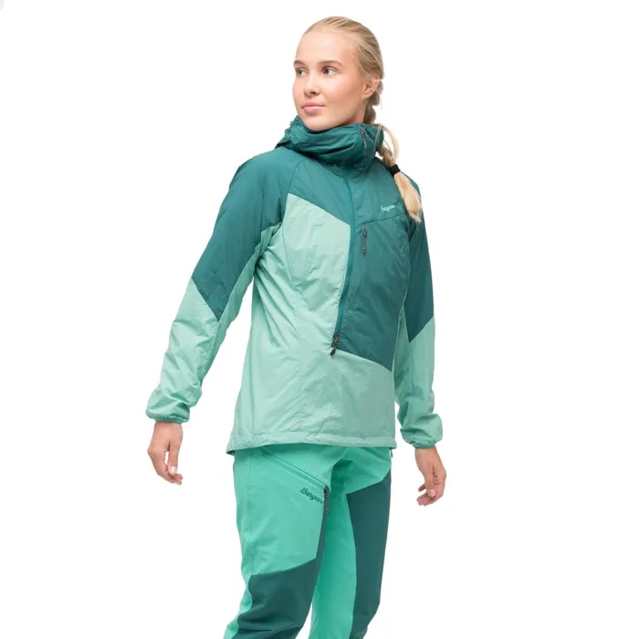 Bergans Of Norway Softshell Jackets Tind Windbreaker Anorak Light Malachite Green Malachite Green 8211 Women