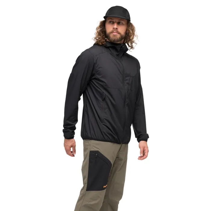 Bergans Of Norway Softshell Jackets Vaagaa Windbreaker Jacket Black 8211 Men