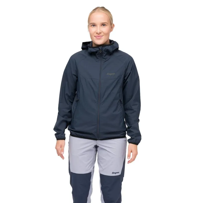 Bergans Of Norway Softshell Jackets Vaagaa Windbreaker Jacket Navy Blue 8211 Women Bergans Of Norway Softshell Jackets Vaagaa Windbreaker Jacket Navy Blue 8211 Women