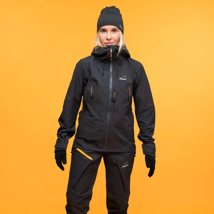 Bergans Of Norway Softshell Jackets Y Mountainline Hybrid Softshell Jacket Dark Shadow Grey 8211 Women Bergans Of Norway Softshell Jackets Y Mountainline Hybrid Softshell Jacket Dark Shadow Grey 8211 Women