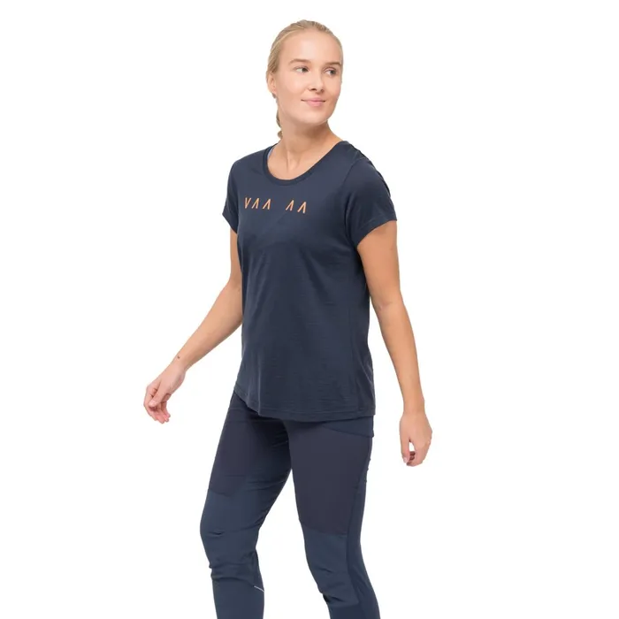 Bergans Of Norway TShirts Vaagaa Explore Merino Tee Navy Blue 8211 Women