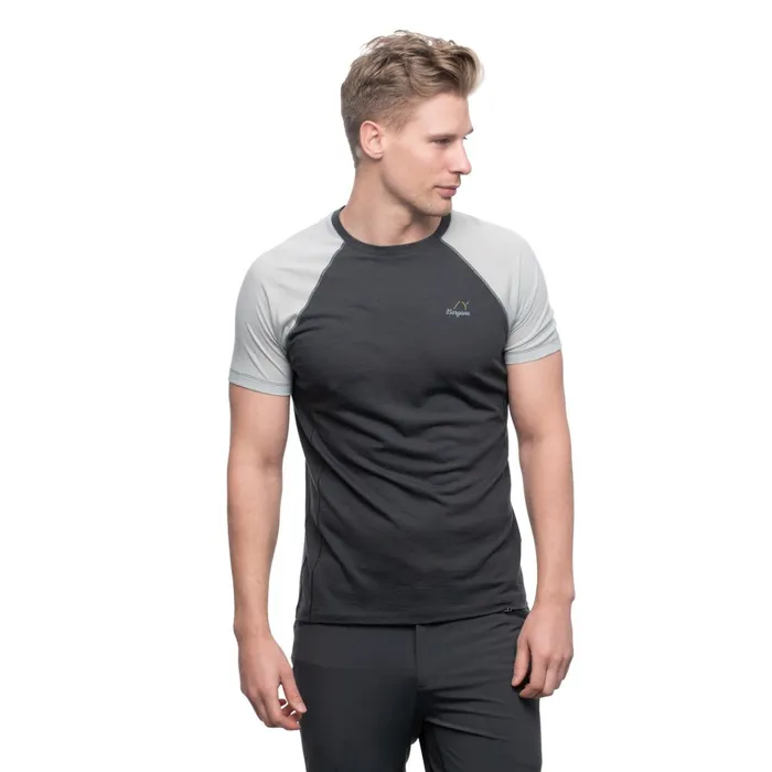 Bergans Of Norway TShirts Y Lightline Merino Tee Dark Shadow Grey Pearl Grey 8211 Men