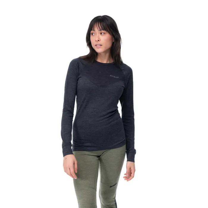 Bergans Of Norway Wool Longsleeved Shirts InnerLight W Long Sleeve Solid Charcoal 8211 Women Bergans Of Norway Wool Longsleeved Shirts InnerLight W Long Sleeve Solid Charcoal 8211 Women