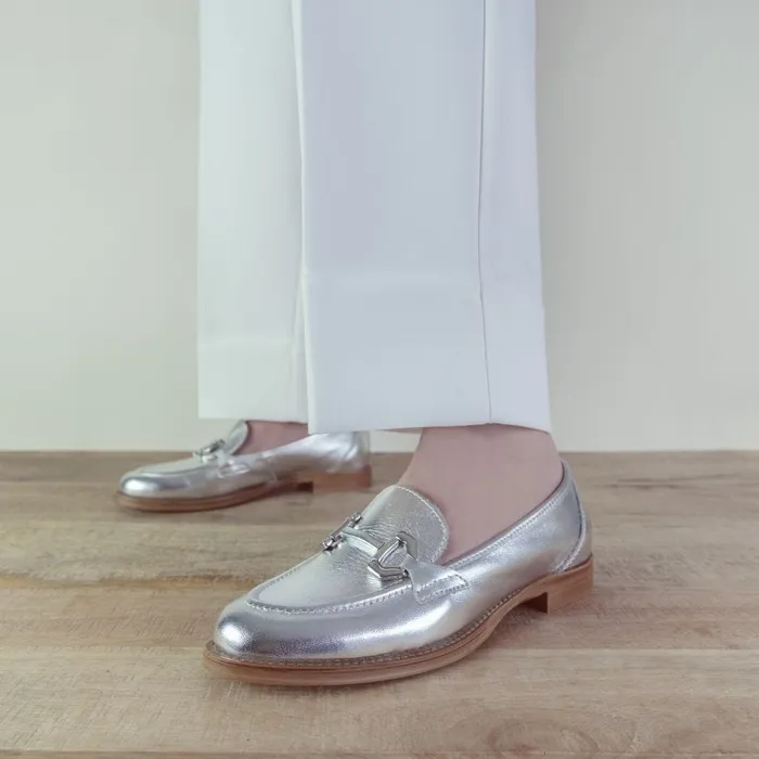 Brogues And Loafers Women Moda In Pelle Elsbeth Silver Leather