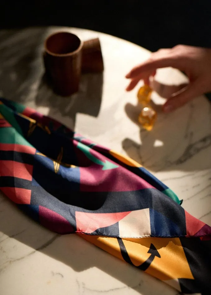 Carre Seabed Square Scarf With Geographic Motif Navykellygreen Women Saint James Aw24 Carre Seabed Square Scarf With Geographic Motif Navykellygreen Women Saint James Aw24
