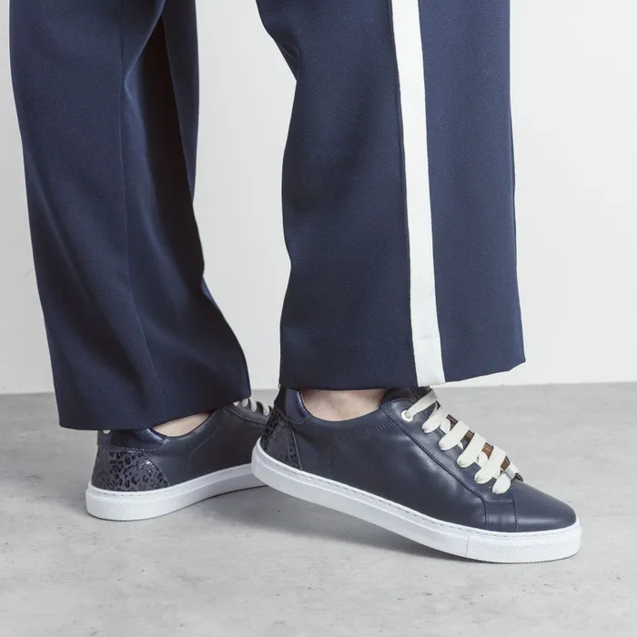 Casual Trainers Women Moda In Pelle Braidie Navy Leather