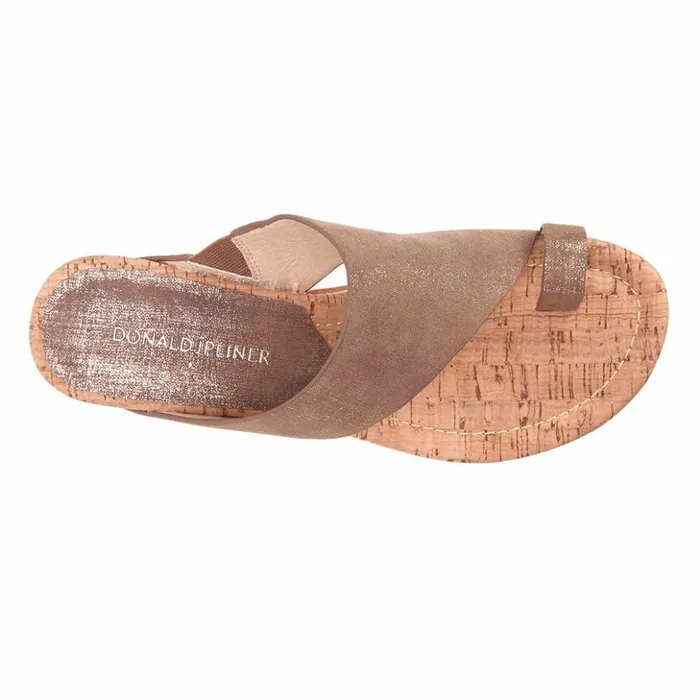 Casual Women Donald Pliner GYER Light Bronze Casual Women Donald Pliner GYER Light Bronze