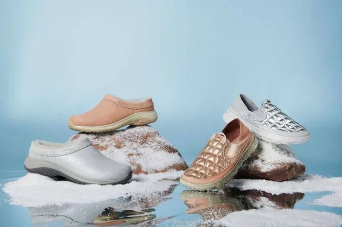 Encore Ice 5 Shine Rose Gold Women Merrell SlipOns