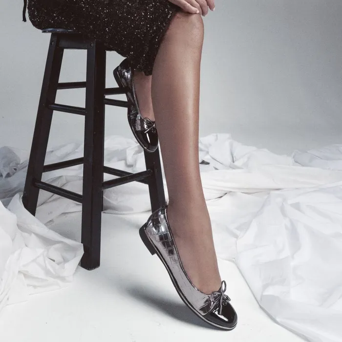 Flat And Ballerina Shoes Women Moda In Pelle Fronton Pewter Patent Mocc Croc