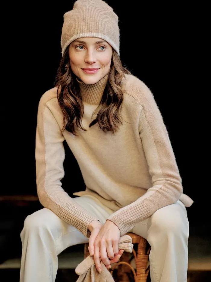 Hats and Gloves Women JMcLaughlin Giulia Cashmere Beanie Heather Camelheather Oatmeal