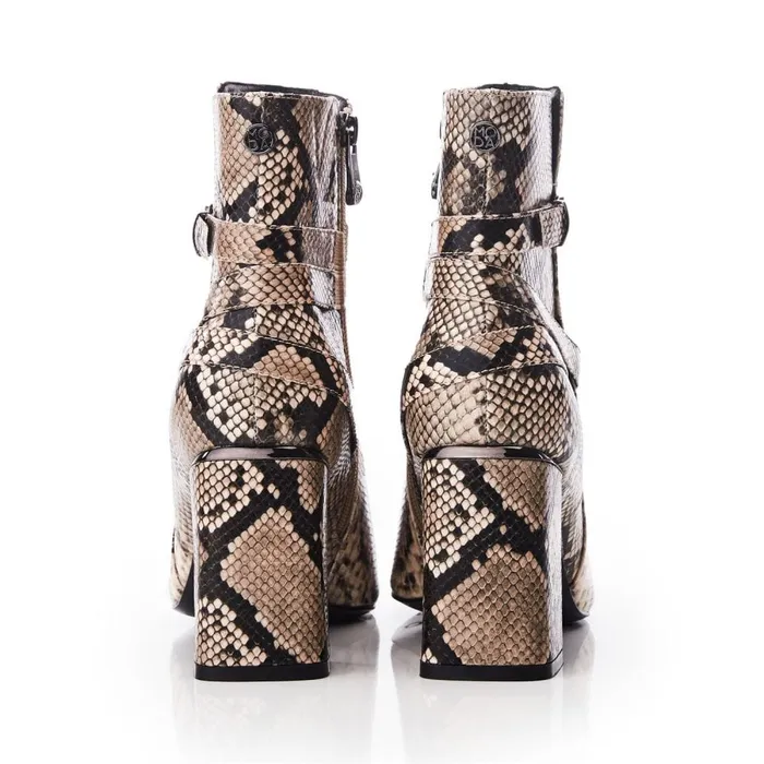 Heeled And Wedge Boots Women Moda In Pelle Kamina Natural Snake Print