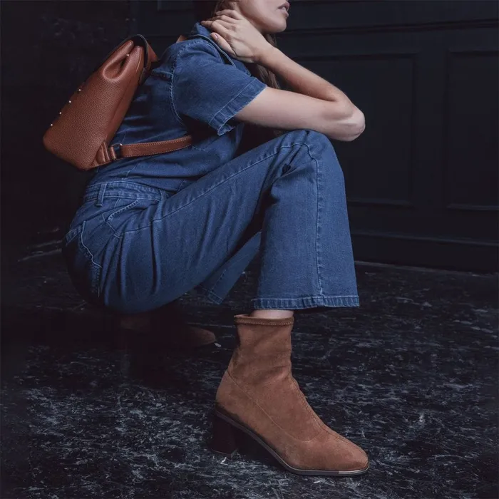 Heeled And Wedge Boots Women Moda In Pelle Loni Tan Alcantara