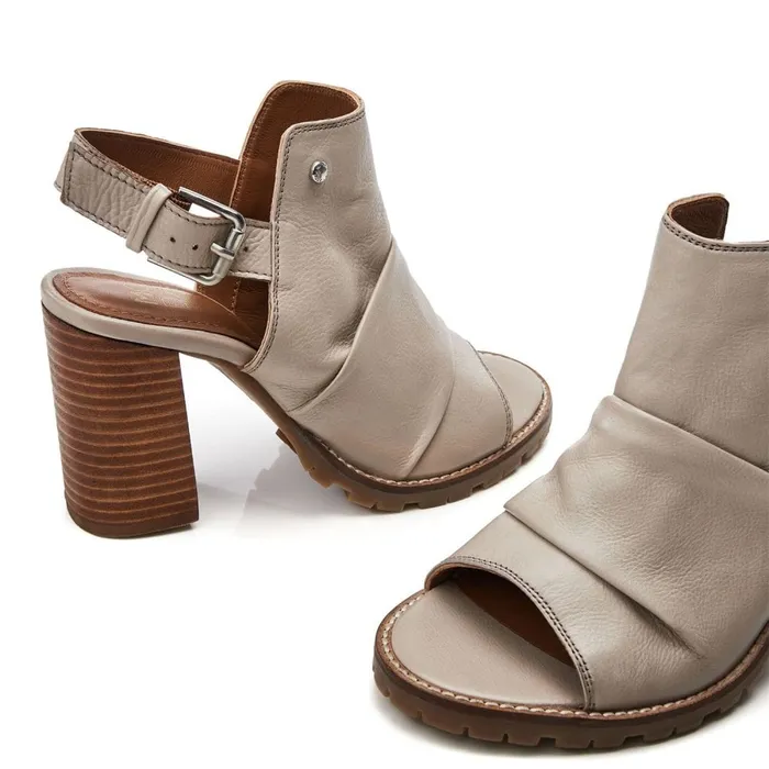 Heeled Sandals Women Moda In Pelle Mirianne Taupe Leather