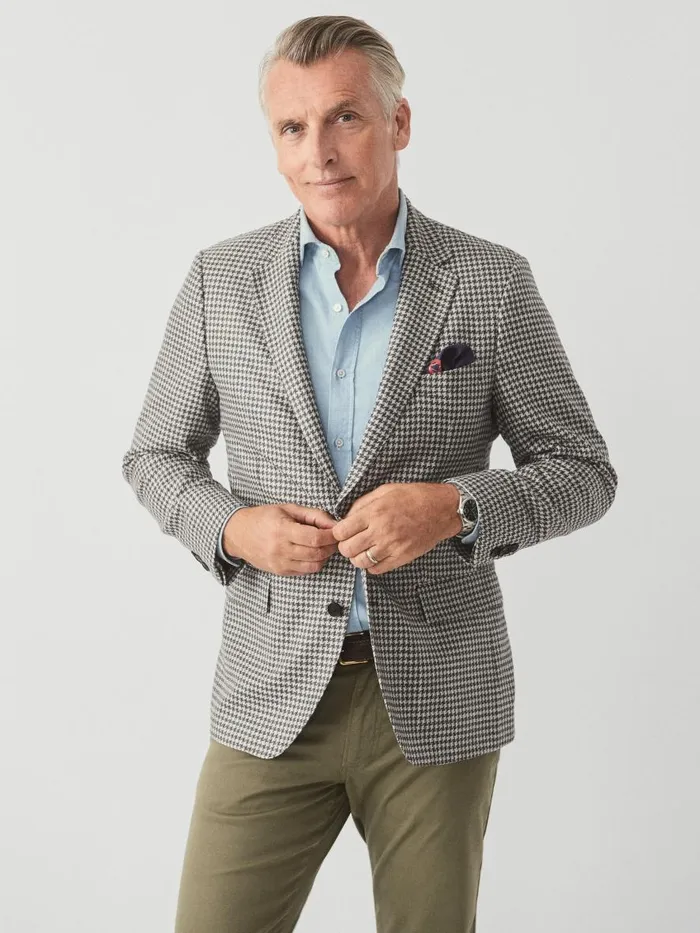 Jackets and Outerwear Men JMcLaughlin Suffolk Wool and Silk Sport Coat In Houndstooth Whitegrey Jackets and Outerwear Men JMcLaughlin Suffolk Wool and Silk Sport Coat In Houndstooth Whitegrey