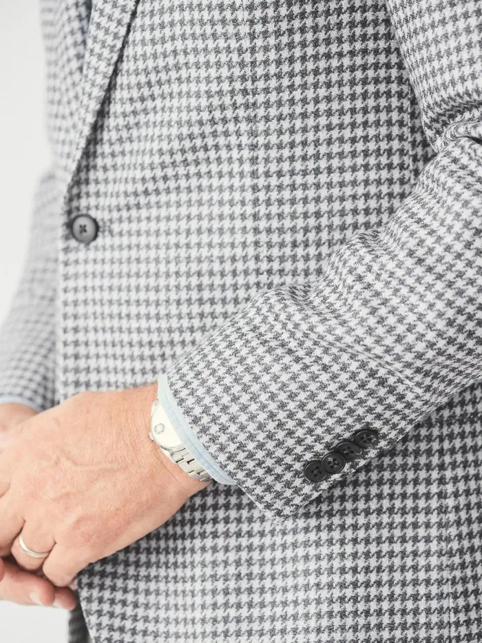 Jackets and Outerwear Men JMcLaughlin Suffolk Wool and Silk Sport Coat In Houndstooth Whitegrey Jackets and Outerwear Men JMcLaughlin Suffolk Wool and Silk Sport Coat In Houndstooth Whitegrey