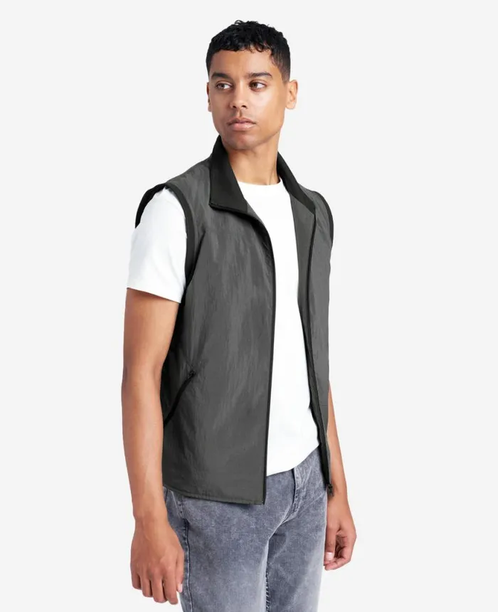 Jackets and Outerwear Men Kenneth Cole Lightweight WaterResistant Vest Charcoal Jackets and Outerwear Men Kenneth Cole Lightweight WaterResistant Vest Charcoal