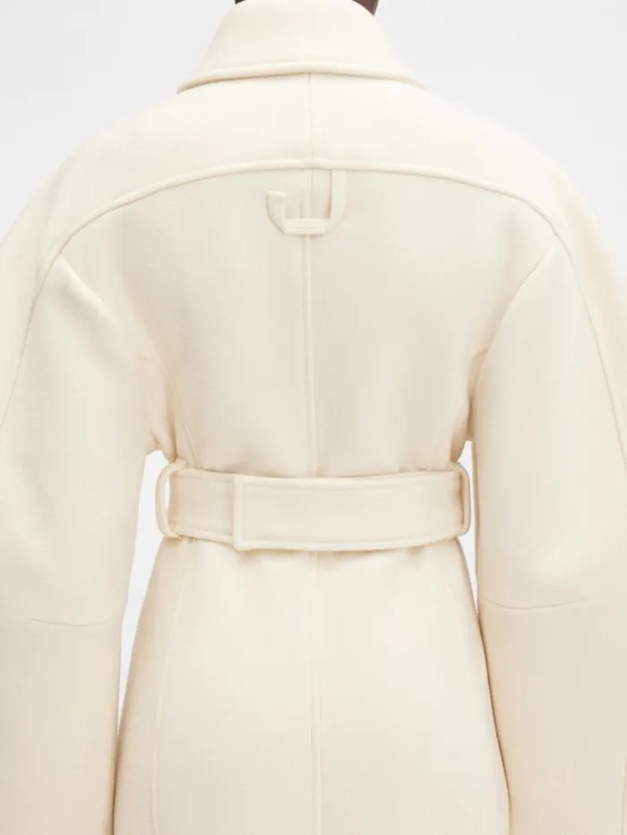 JACQUEMUS The Bari Coat Offwhite Women Coats and Jackets JACQUEMUS The Bari Coat Offwhite Women Coats and Jackets