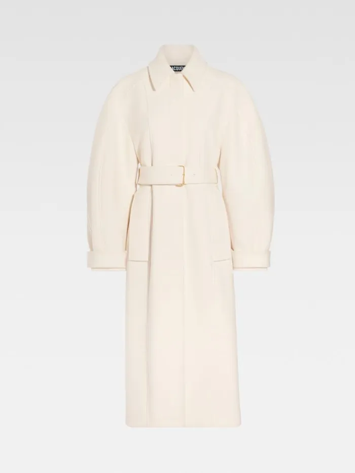 JACQUEMUS The Bari Coat Offwhite Women Coats and Jackets JACQUEMUS The Bari Coat Offwhite Women Coats and Jackets