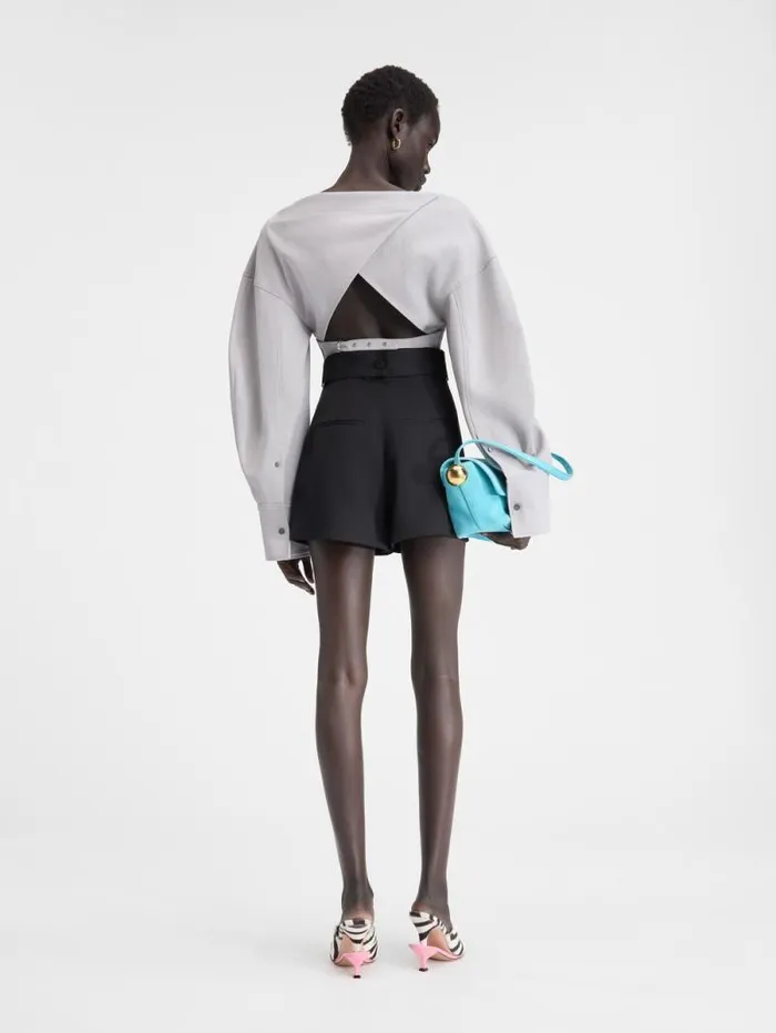 JACQUEMUS The Bari Shorts Black Women Trousers and Shorts JACQUEMUS The Bari Shorts Black Women Trousers and Shorts