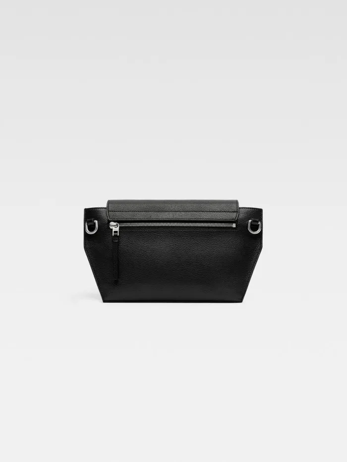 JACQUEMUS The Capri Messenger Bag Black Men Bags JACQUEMUS The Capri Messenger Bag Black Men Bags