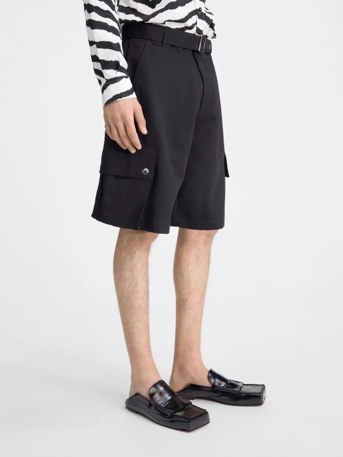 JACQUEMUS The Cargo Bermuda Shorts Black Men Trousers and Shorts JACQUEMUS The Cargo Bermuda Shorts Black Men Trousers and Shorts