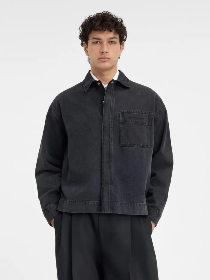 JACQUEMUS The DeNmes Denim Shirt Black Men Shirts JACQUEMUS The DeNmes Denim Shirt Black Men Shirts