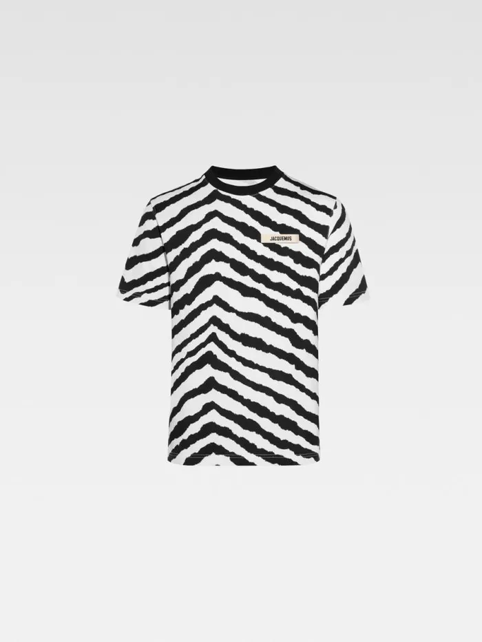 JACQUEMUS The Gros Grain Tshirt Black and White Zebra WomenMen Tshirts JACQUEMUS The Gros Grain Tshirt Black and White Zebra WomenMen Tshirts