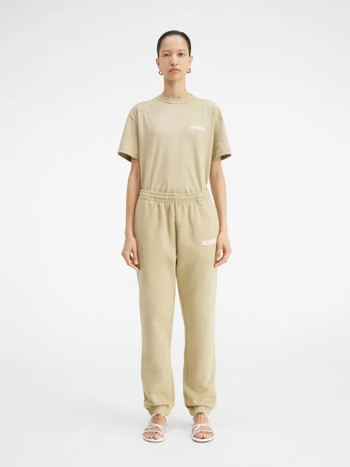 JACQUEMUS The Jacquemus Track Pants Light Khaki WomenMen Sweatshirts and Joggings JACQUEMUS The Jacquemus Track Pants Light Khaki WomenMen Sweatshirts and Joggings
