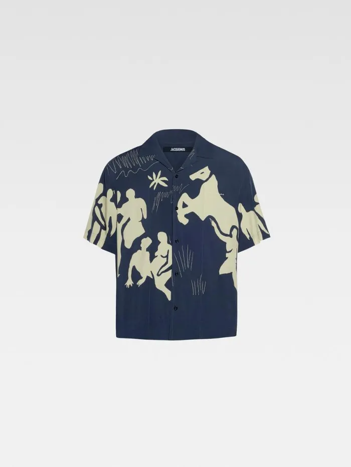 JACQUEMUS The Jean Shirt Print Horse Scene Navy Men Shirts JACQUEMUS The Jean Shirt Print Horse Scene Navy Men Shirts