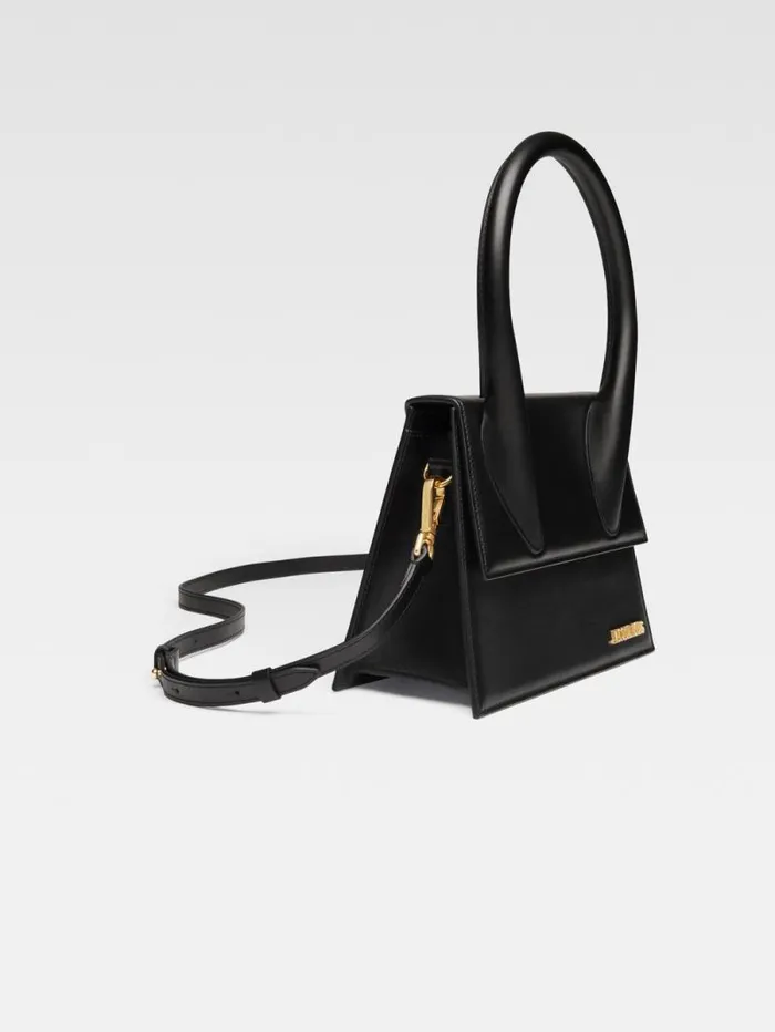JACQUEMUS The Large Chiquito Black Women Crossbody and Handbags JACQUEMUS The Large Chiquito Black Women Crossbody and Handbags