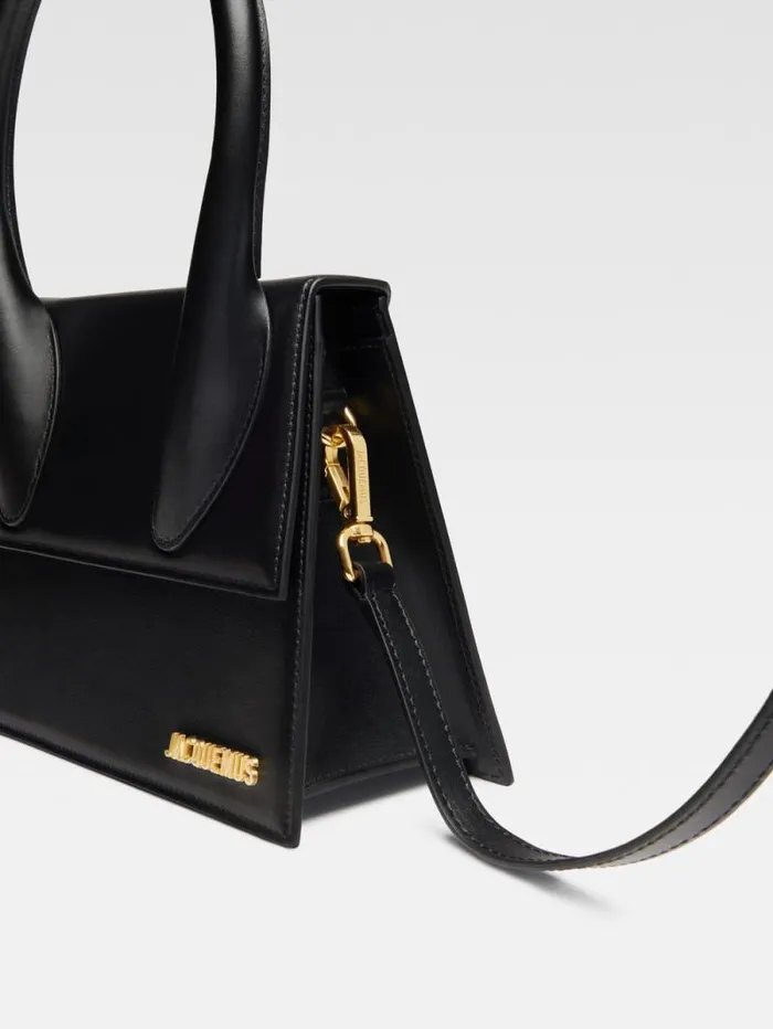 JACQUEMUS The Large Chiquito Black Women Crossbody and Handbags JACQUEMUS The Large Chiquito Black Women Crossbody and Handbags