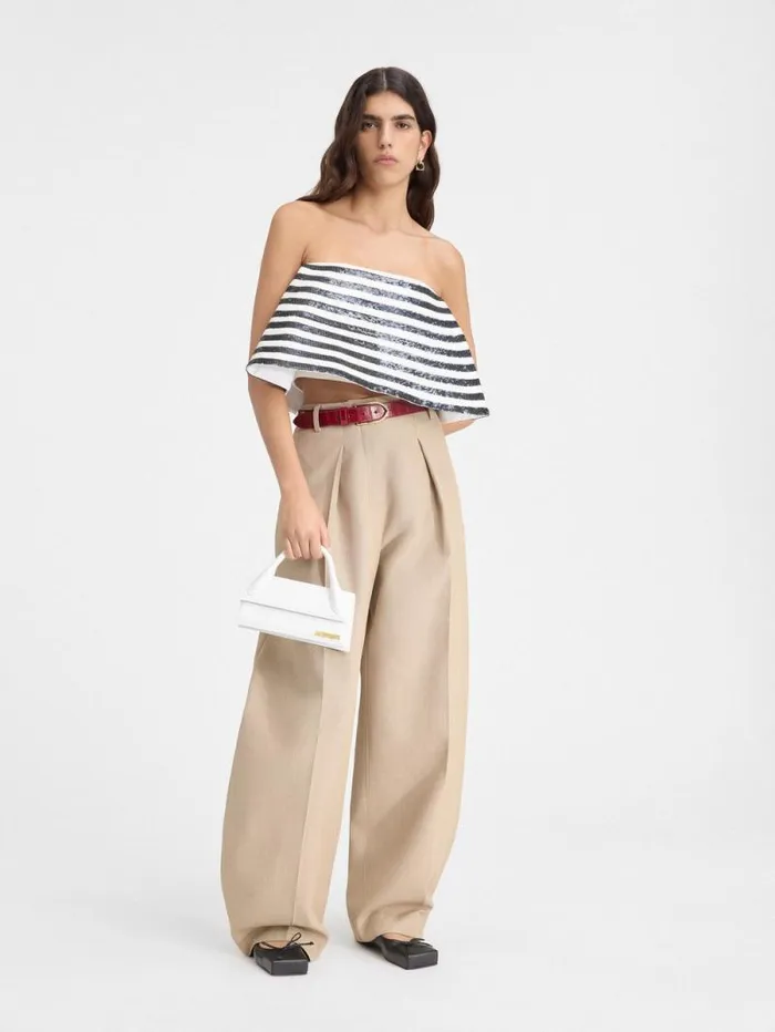 JACQUEMUS The Long Chiquito White Women Crossbody and Handbags JACQUEMUS The Long Chiquito White Women Crossbody and Handbags