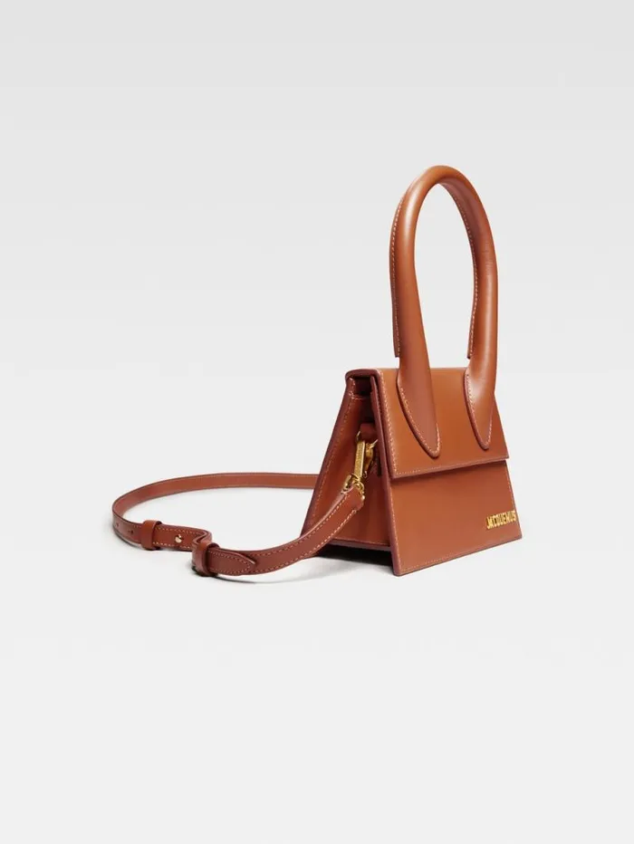 JACQUEMUS The Medium Chiquito Light Brown Women Crossbody and Handbags JACQUEMUS The Medium Chiquito Light Brown Women Crossbody and Handbags