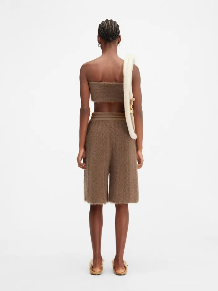 JACQUEMUS The Nuvola Shorts Camel WomenMen Trousers and Shorts JACQUEMUS The Nuvola Shorts Camel WomenMen Trousers and Shorts