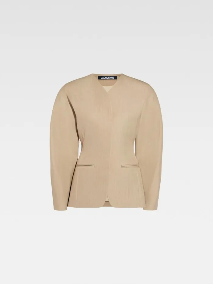 JACQUEMUS The Ovalo Jacket Beige Women Coats and Jackets JACQUEMUS The Ovalo Jacket Beige Women Coats and Jackets
