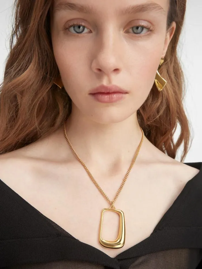 JACQUEMUS The Ovalo Necklace Light Gold Women Jewellery JACQUEMUS The Ovalo Necklace Light Gold Women Jewellery