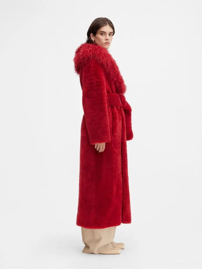 JACQUEMUS The Pilou Long Coat Dark Red Women Coats and Jackets JACQUEMUS The Pilou Long Coat Dark Red Women Coats and Jackets