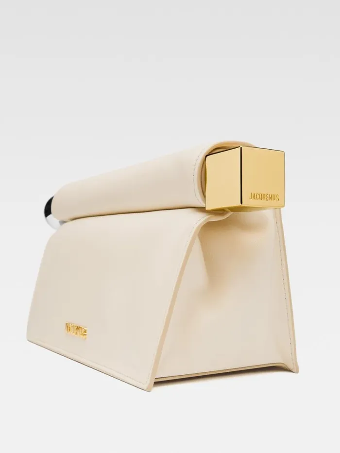 JACQUEMUS The Rond Carr Clutch Light Ivory Women Crossbody and Handbags JACQUEMUS The Rond Carr Clutch Light Ivory Women Crossbody and Handbags