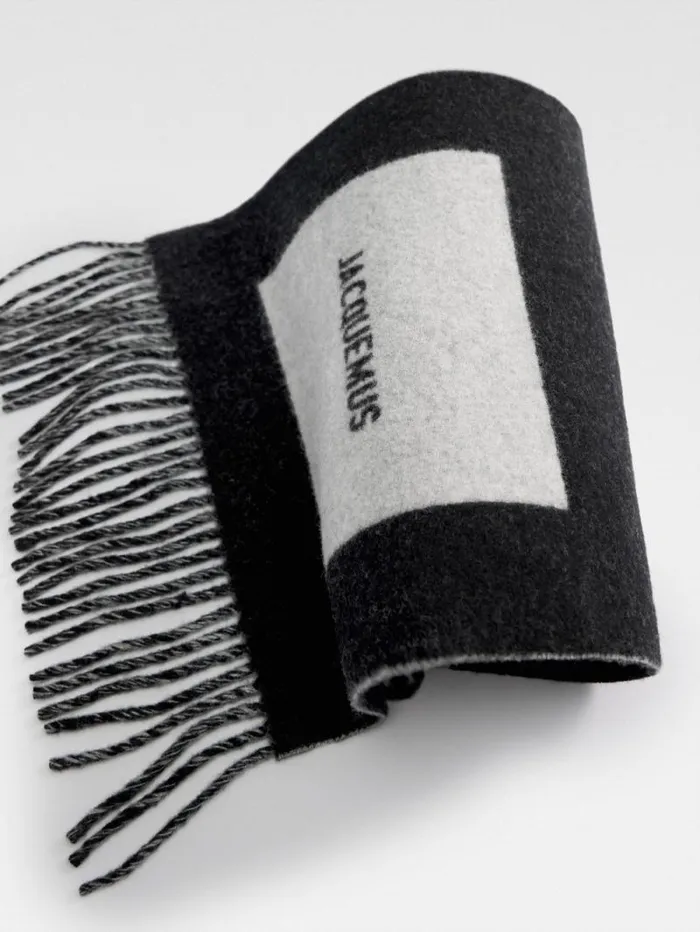 JACQUEMUS The Rond Carr Scarf Multiblack WomenMen Scarves Beanies and Gloves JACQUEMUS The Rond Carr Scarf Multiblack WomenMen Scarves Beanies and Gloves