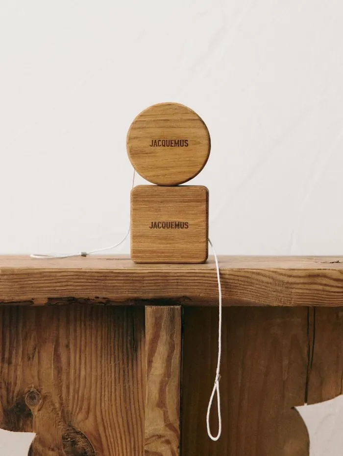 JACQUEMUS The Rond Carr Yoyos Light Brown WomenMen Objects JACQUEMUS The Rond Carr Yoyos Light Brown WomenMen Objects