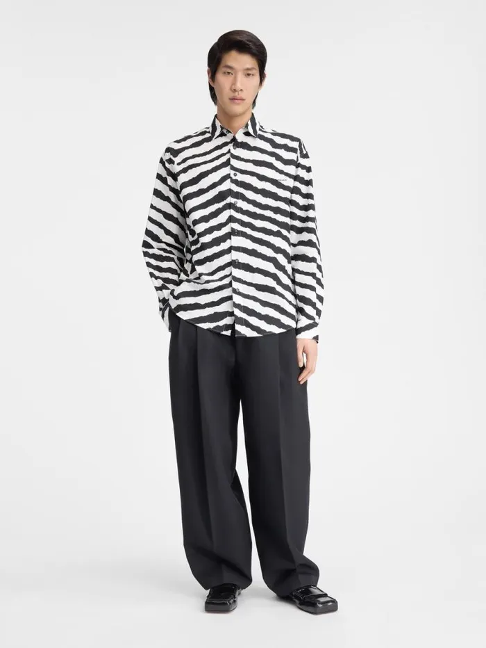 JACQUEMUS The Simon Shirt Print Zebra White Black Men Shirts